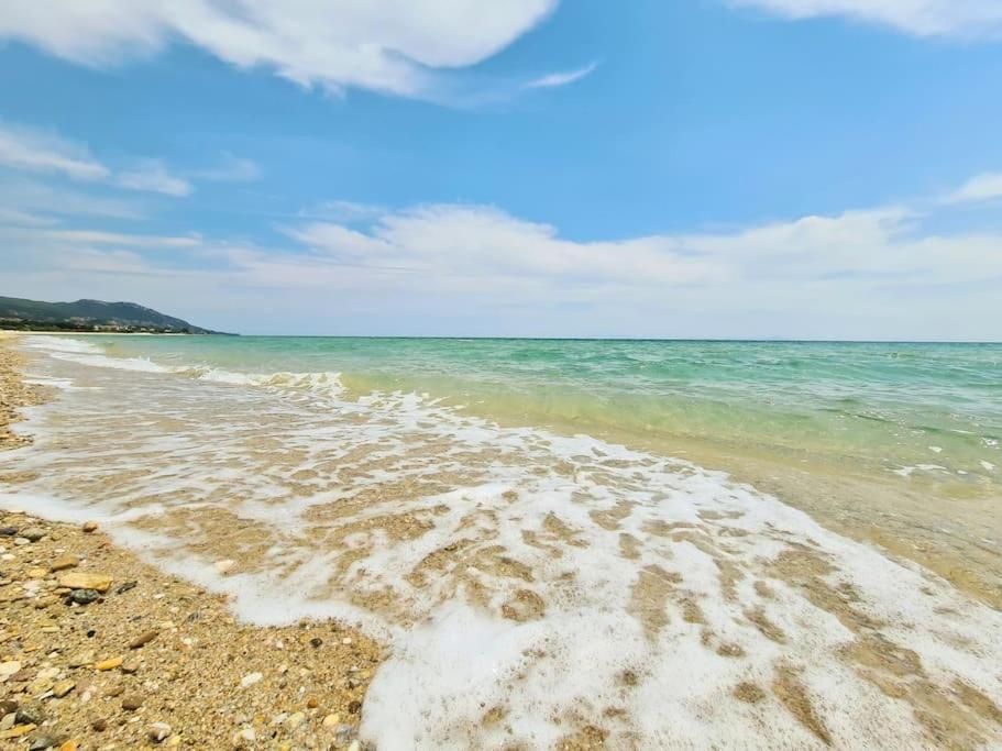 Mom'S Seaside Home Karianí 외부 사진