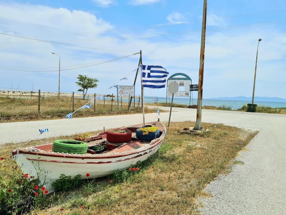 Mom'S Seaside Home Karianí 외부 사진